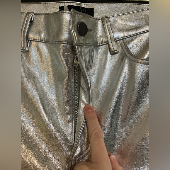 NWT Ann Taylor The Ankle Boot Pant In Silver Metallic, Size 4 - Picture 3 of 7